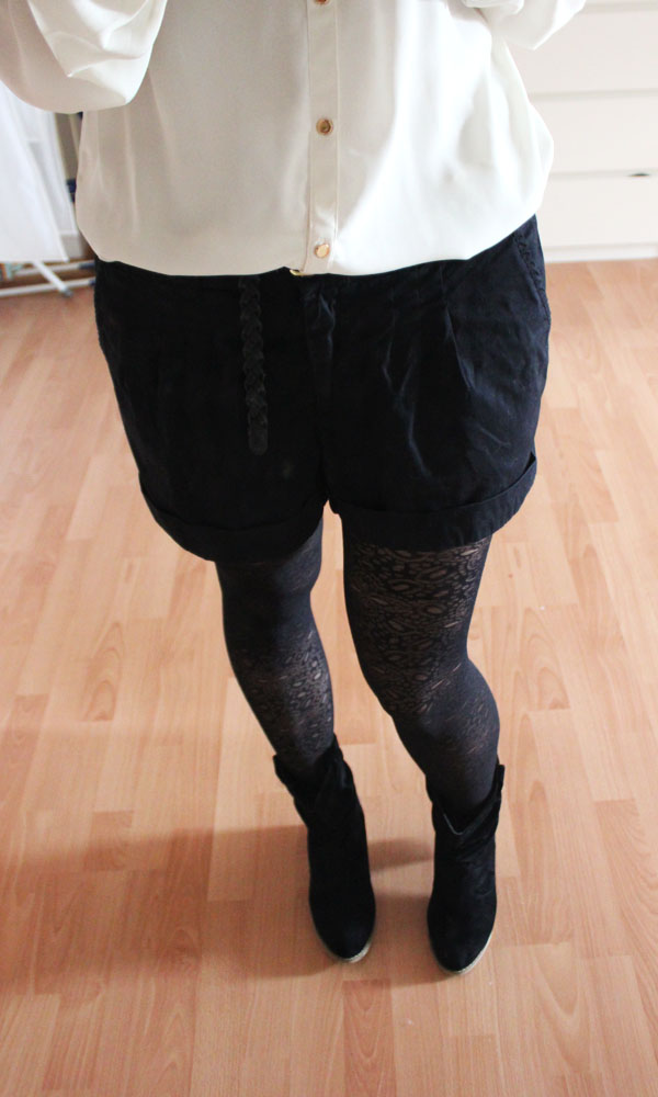 tights-H&M-schuhe-boots-stiefel-stiefeletten-shoe-shorts-bluse-blouse-outfit-ootd-fall