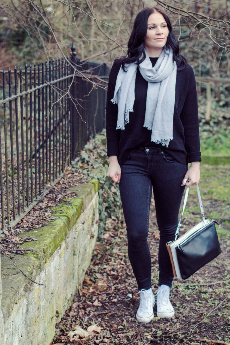 Kleidermaedchen-das-Blog-fuer-Mode-Beauty-Lifestyle-Food-Outfit-all-in-black-Black-Sweater