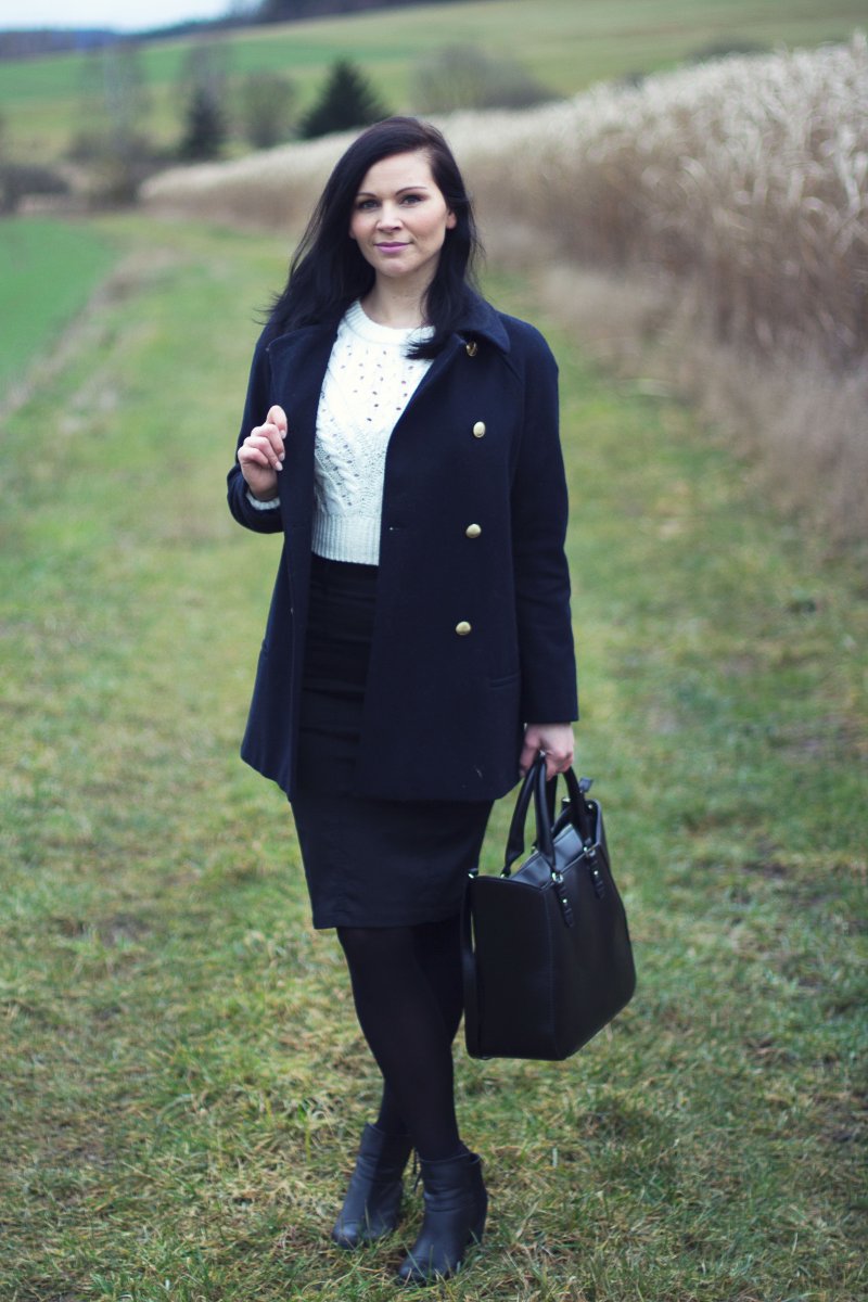 Kleidermaedchen-das-Blog-fuer-Mode-Beauty-Lifestyle-Outfit-Winter-tres-chic-coat-zara-pullover-hm-skirt-ankle-boots