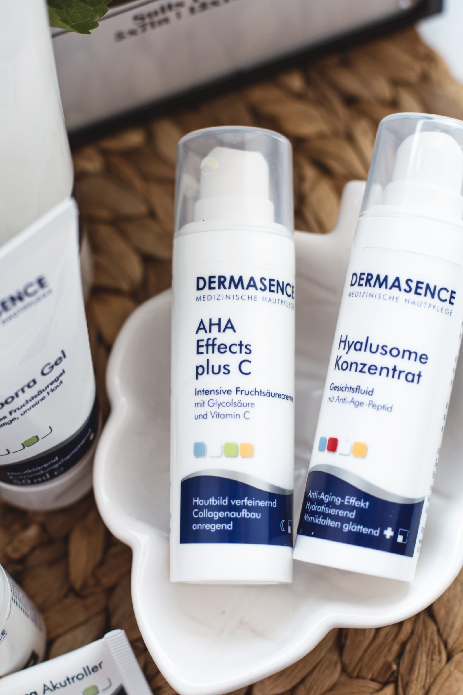 Dermasence Medizinische Hautpflege | Kleidermädchen: Mode, Beauty ...