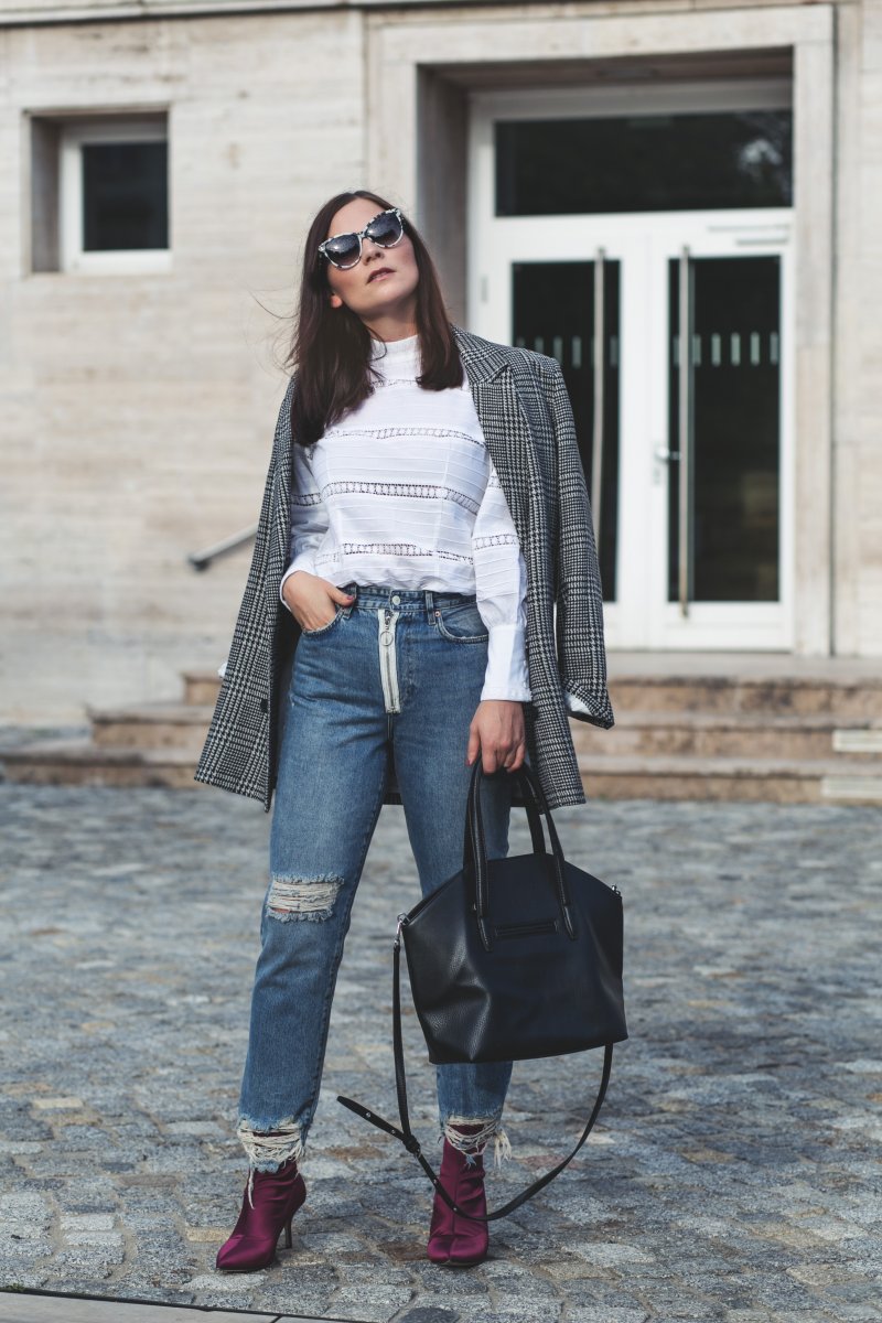 Herbst Outfit mit Blazer, H&M Mom Jeans, Zara Pumps, Matt & Hat Baxtor Bag, Herbst Outfit mit weißer Bluse, Outfit Ideen, Outfit mit Tom Jeans, Pumps, Modetrend Herbst 2017, www.kleidermaedchen.de, Modeblog, Mode Blog, Erfurt, Stella McCartney Sonnenbrille, Thüringen, Fashion Blog, Magazin, Blogazine, Influencer Marketing und Kommunikation, Social Media Marketing, Fashion Magazin, Outfit Blog, Outfit 2017, Streetstyle, Pinterest Outfit Inspiration