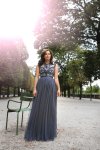 Elegantes Abendkleid, Paris Jahrein Tuileries, elegantes blaues Kleid, Herbst Outfit, Maxikleid Kleid kombinieren, eleganter Herbstlook, Herbst Outfit 2019, Autumn Style, Fall Style, Herbst Outfit mit blauem Maxi Kleid, Herbst Outfit mit Cocktailkleid, #sogehtsächsisch Modeblog, Fashionblog, Abendoutfit mit Tüll-Kleid, Abendlook mit Spitzen-Kleid, Eleganter Abend Look, Kleid im Herbst, Tipps wie du Herbst #Kleider kombinieren kannst, Mode Shooting in Paris, Fashion Trend 2019, Das ist in im Herbst 2019, Die schönsten Herbst Kleider 2019, #paris #parisstyle #blaueskleid #kleidertrends2019 #paris #leipzig #Neddlethread, Neddle & Thread, Fashion Week Paris 2019, FWP2019