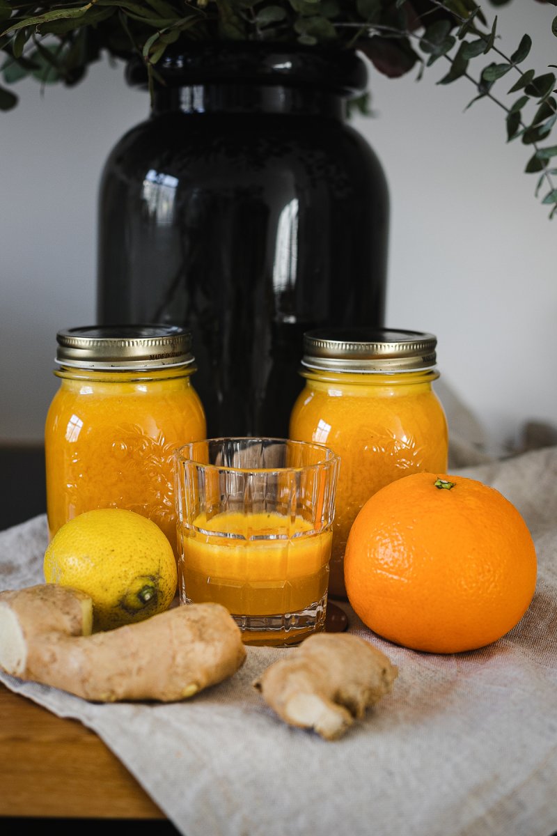 Die Wunderwaffe Gegen Erkaltung Ingwer Kurkuma Shot Mit Apfel Orange Und Zitrone Kleidermadchen Mode Beauty Interior Lifestyle Food Blog Aus Sachsen Thuringen 
