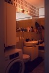 So habe ich mein kleines Badezimmer modern gestaltet. Auf dem Interior Blog zeige ich euch, wie ich ein kleines Badezimmer im Industrie-Stil in schwarz-weiß gestaltet. | www.kleidermaedchen.de