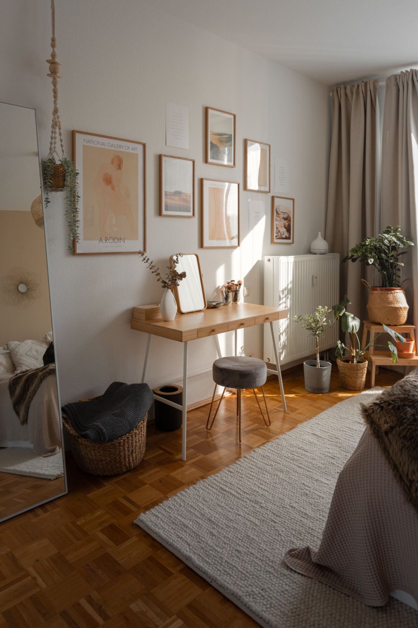 Scandi Style im Schlafzimmer. So habe ich mein Schlafzimmer modern mit Postern und Pflanzen eingerichtet. | www.kleidermaedchen.de