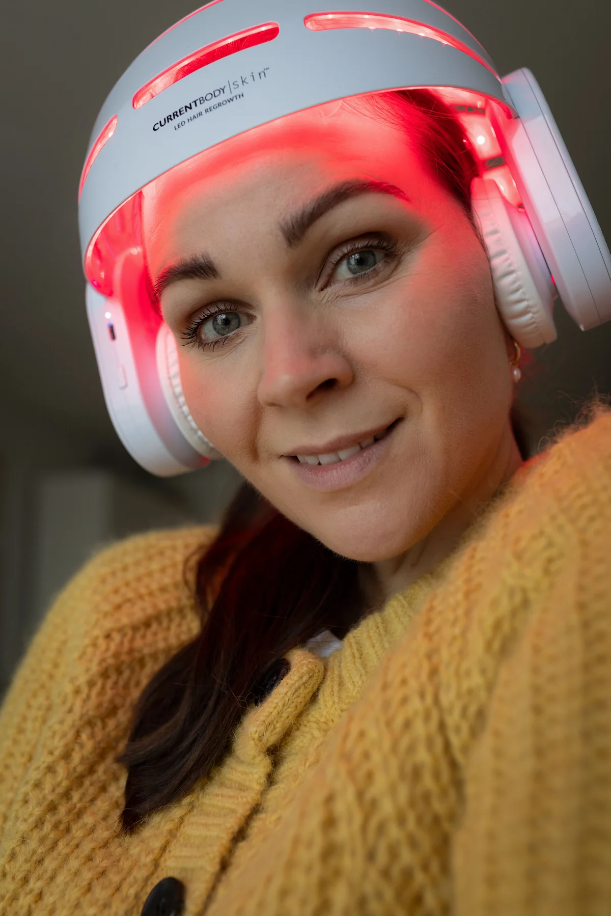 Erfahrungsbericht: Entdecke den CurrentBody LED-Helm gegen Haarausfall: sichtbarer Haarwuchs in 12 Wochen.