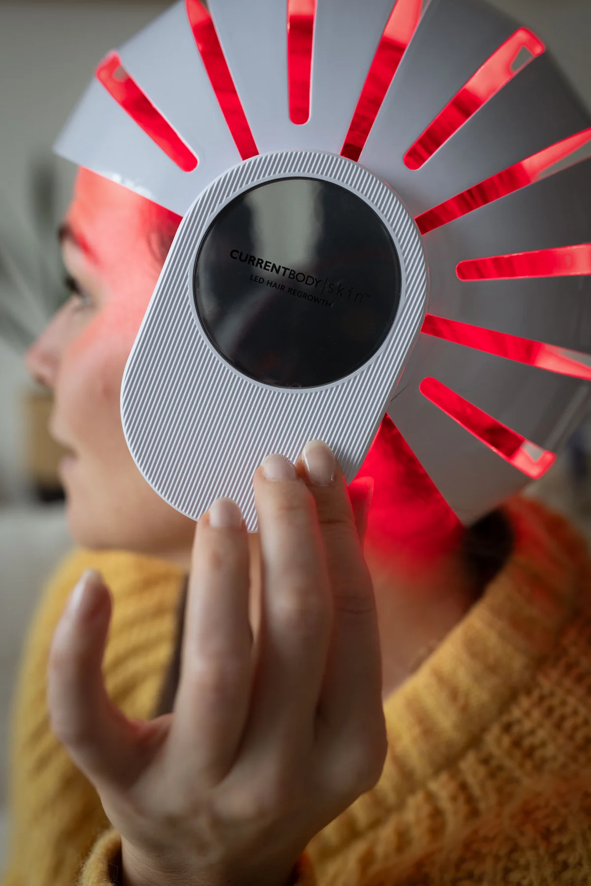 Erfahrungsbericht: Entdecke den CurrentBody LED-Helm gegen Haarausfall: sichtbarer Haarwuchs in 12 Wochen.