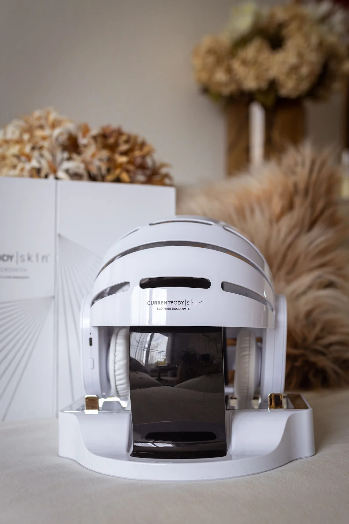 Erfahrungsbericht: Entdecke den CurrentBody LED-Helm gegen Haarausfall: sichtbarer Haarwuchs in 12 Wochen.