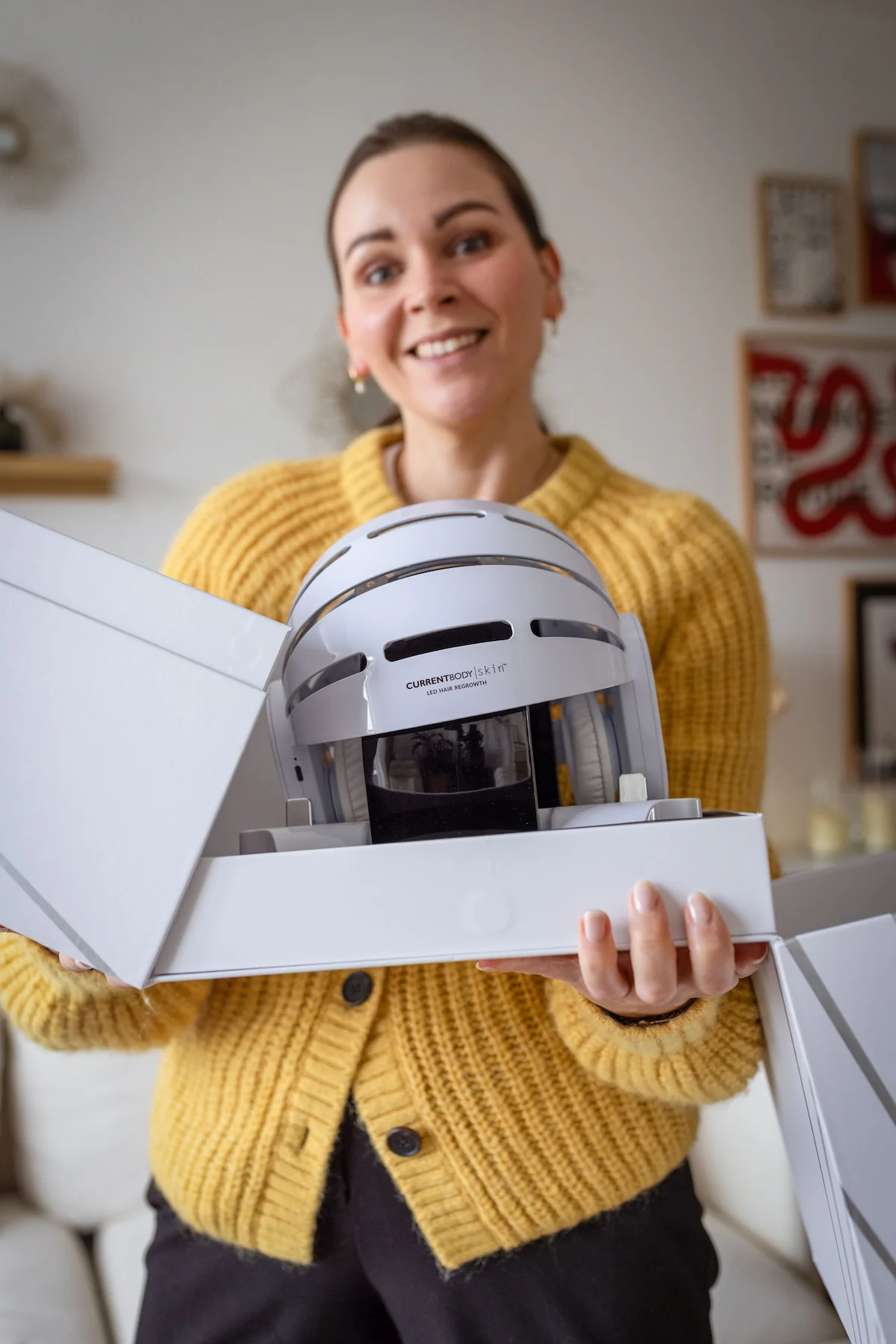 Erfahrungsbericht: Entdecke den CurrentBody LED-Helm gegen Haarausfall: sichtbarer Haarwuchs in 12 Wochen.