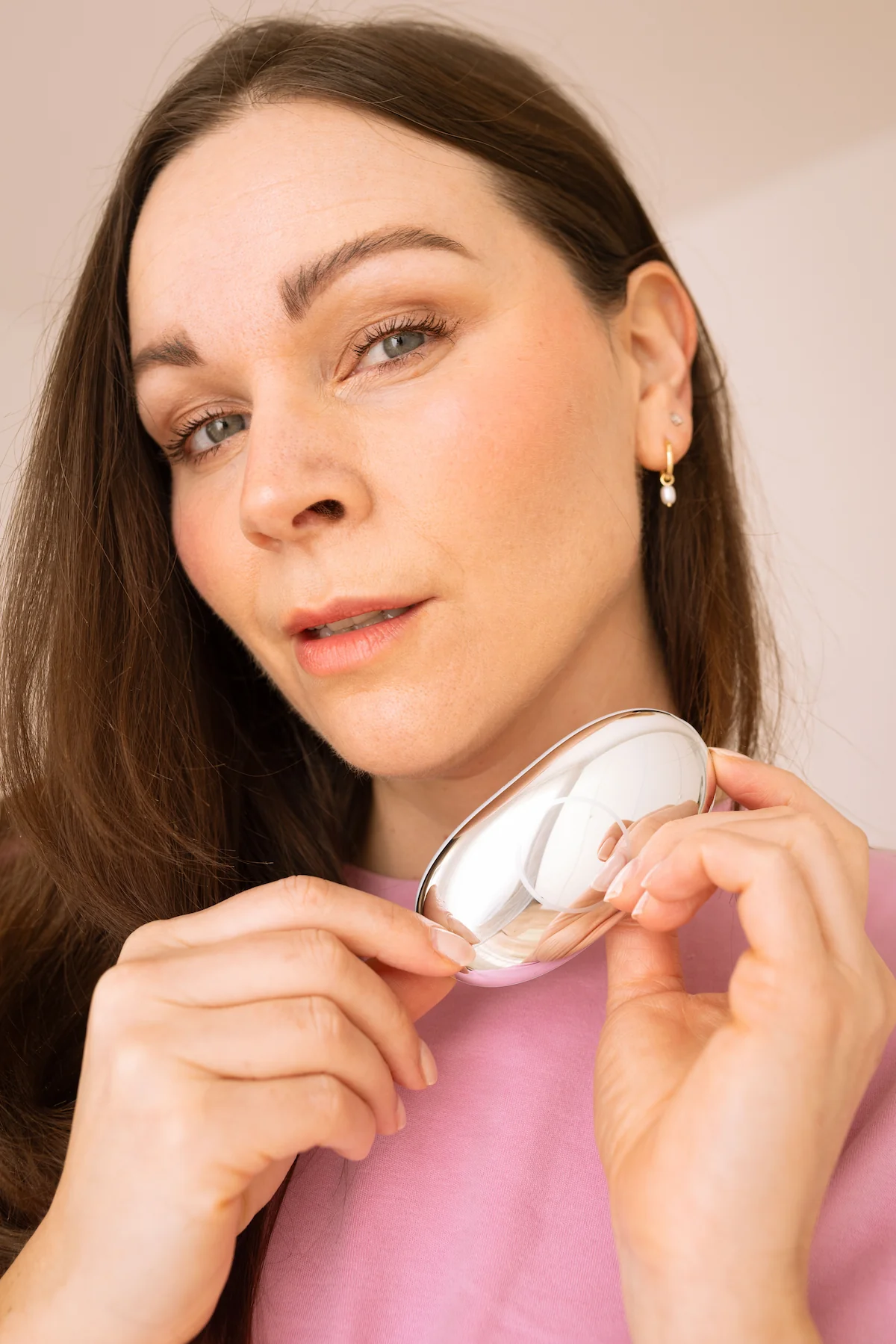 ZIIP HALO 2.0 in der Hand – persönliche Erfahrung mit Microcurrent