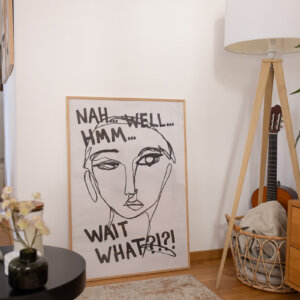 Wohnzimmer mit individuell zusammengestellter Desenio Bilderwand